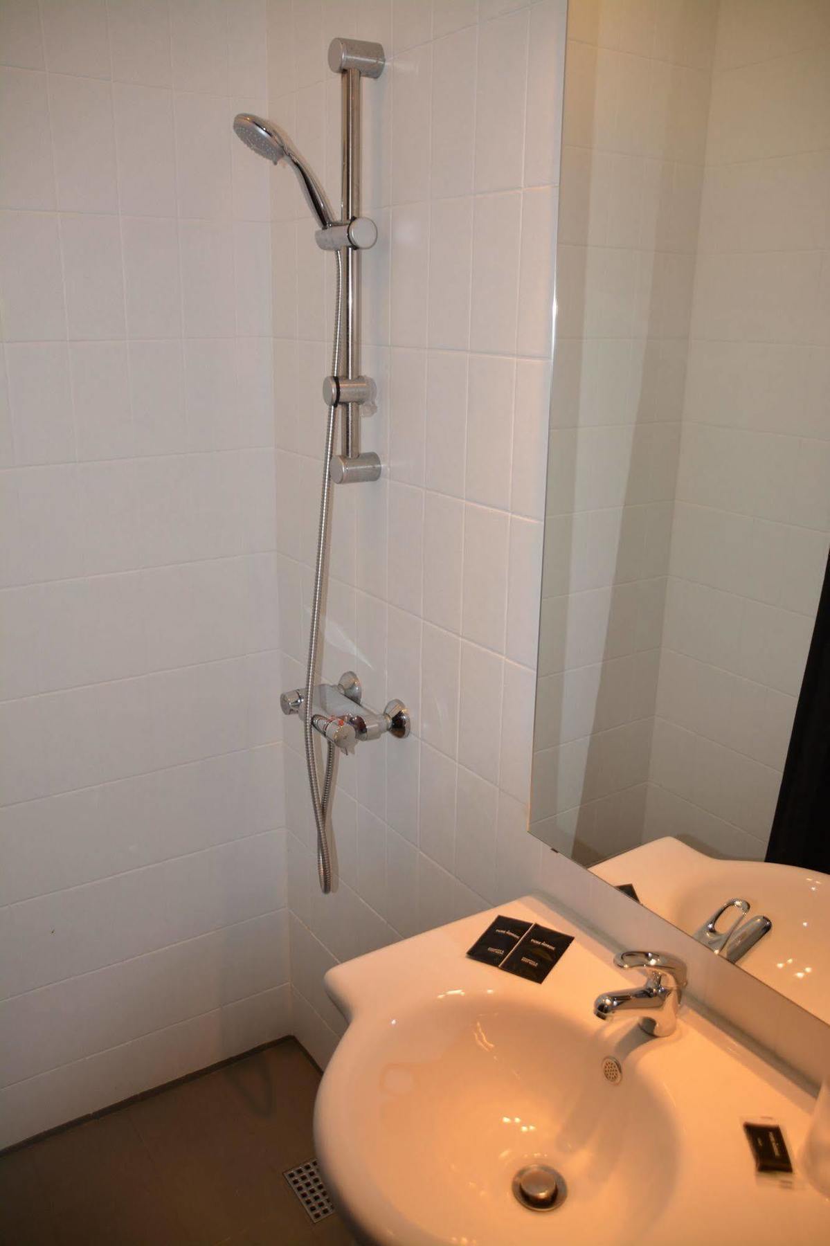 Dolphin Rooms Гернінг Екстер'єр фото